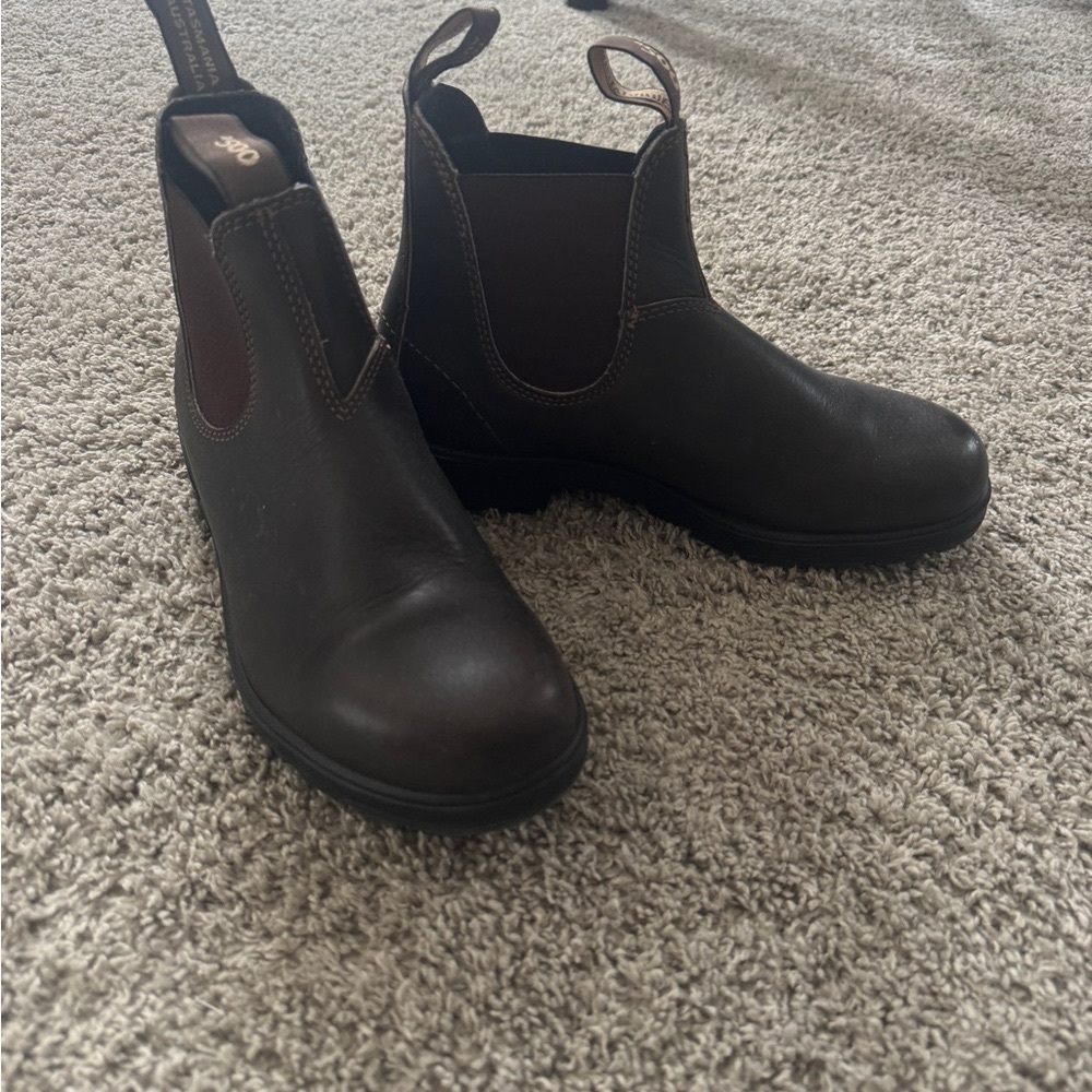 Women’s Dark Brown Leather Blundstone Boots